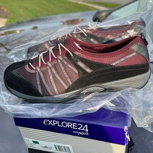 Easyspirit explore24 esezrise Wine size 11 WIDE comfort hiking athletic shoes
